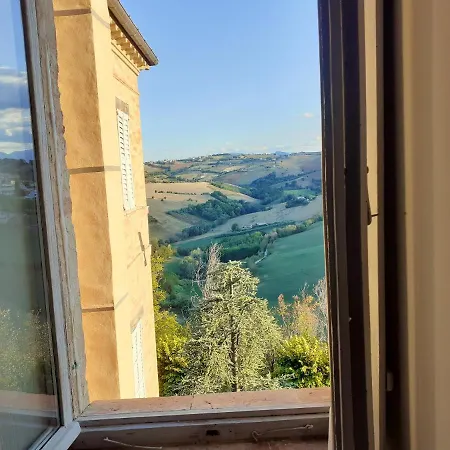 House With 3 Bedrooms In Monte San Pietrangeli With Wonderful City View Terrace And Wifi Holiday home